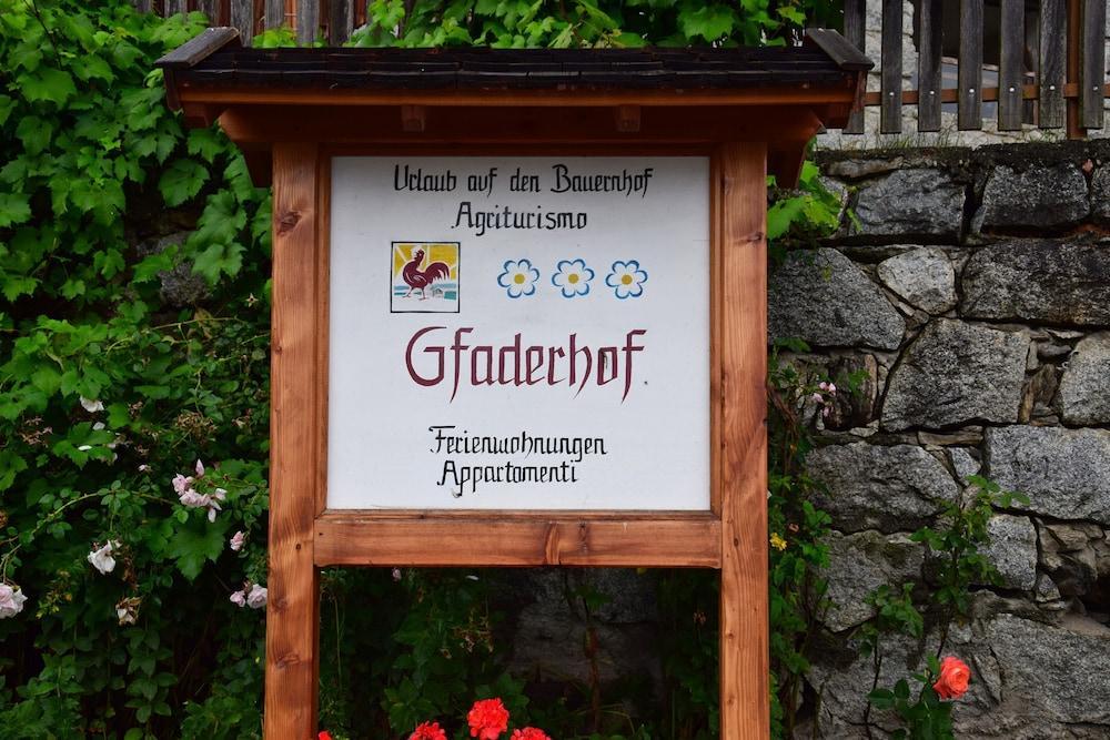 Agriturismo Gfaderhof Lägenhet Brixen Exteriör bild